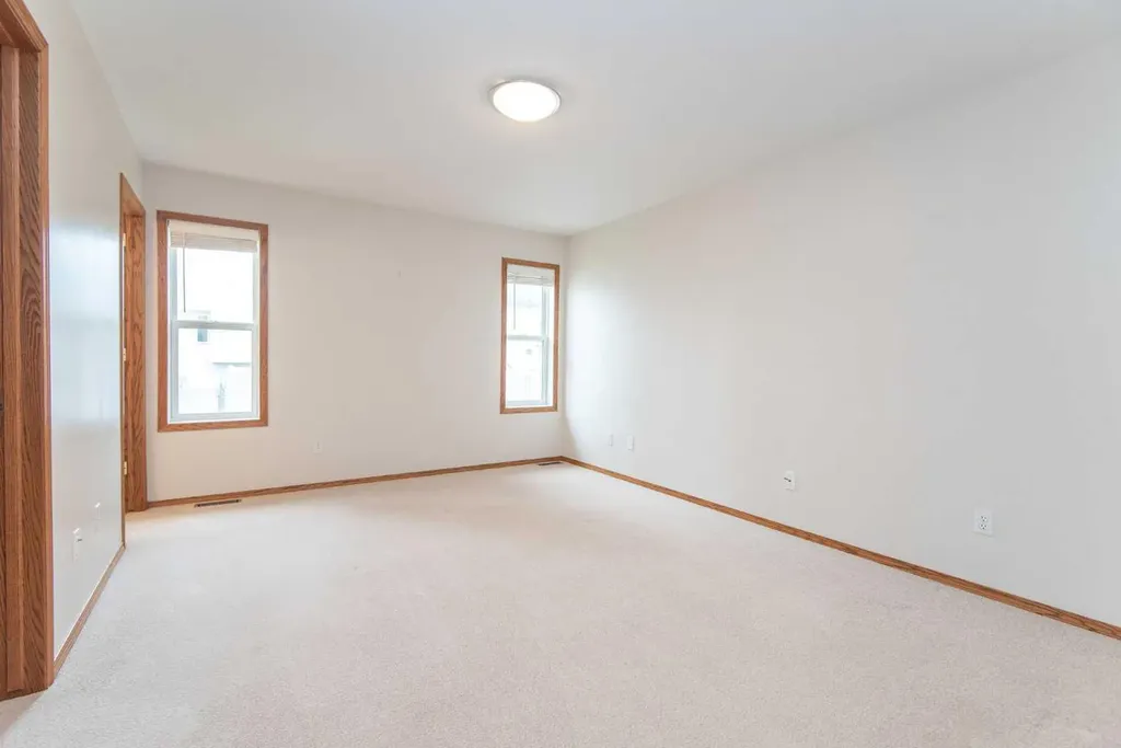 19 Logan Close Red Deer AB T4R 2N9
