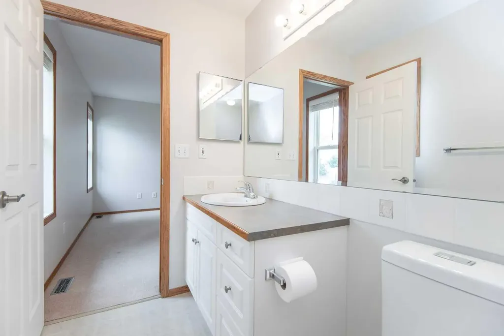 19 Logan Close Red Deer AB T4R 2N9