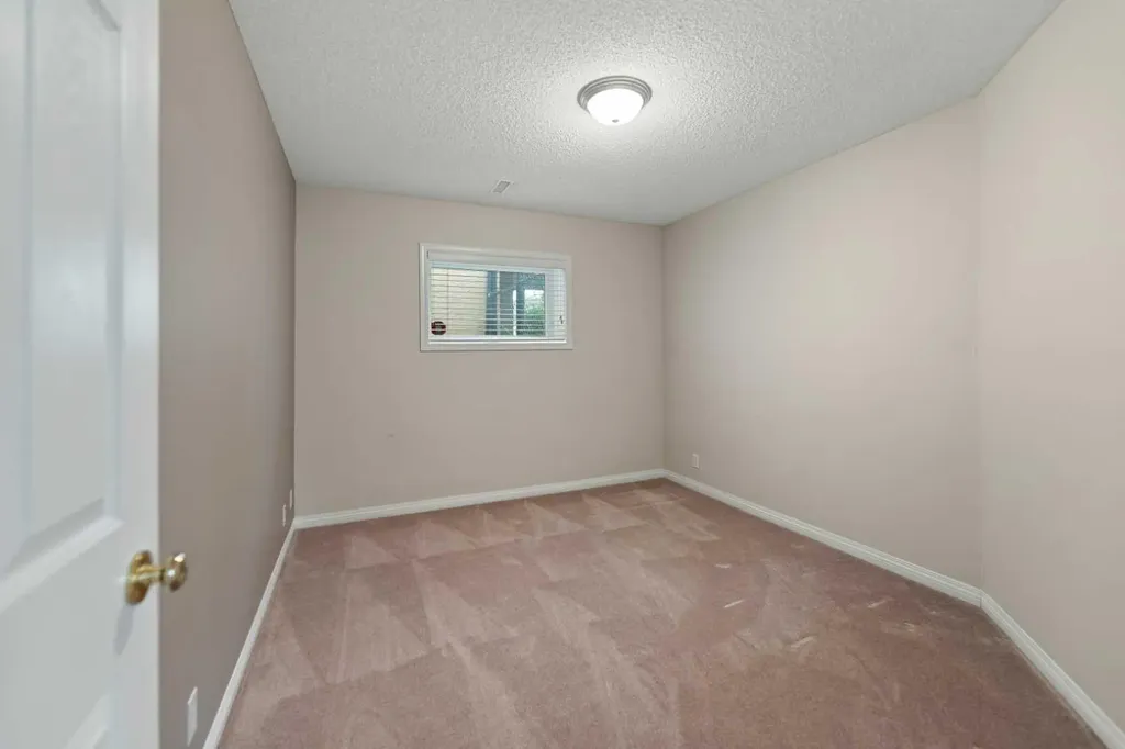 109 Cranwell Place SE Calgary AB T3M 1A2
