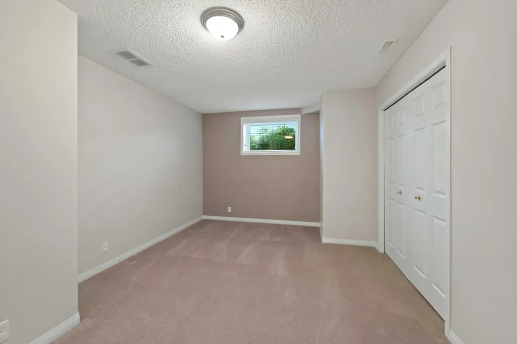 109 Cranwell Place SE Calgary AB T3M 1A2