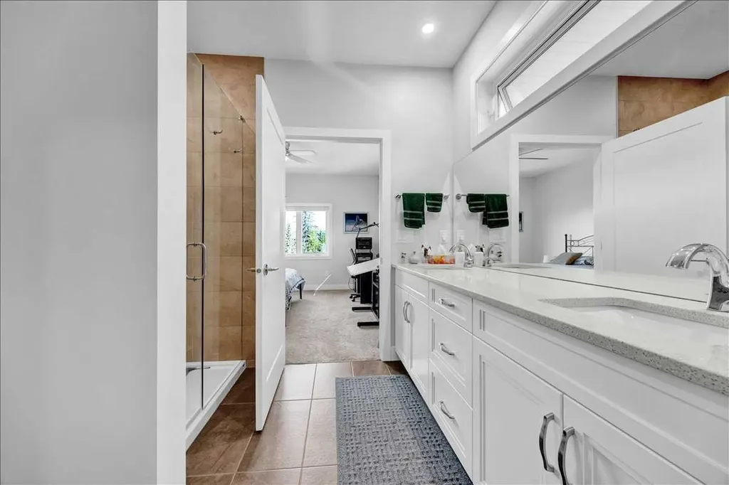 170 Riverwood Crescent SW Diamond Valley AB T0L 0H0