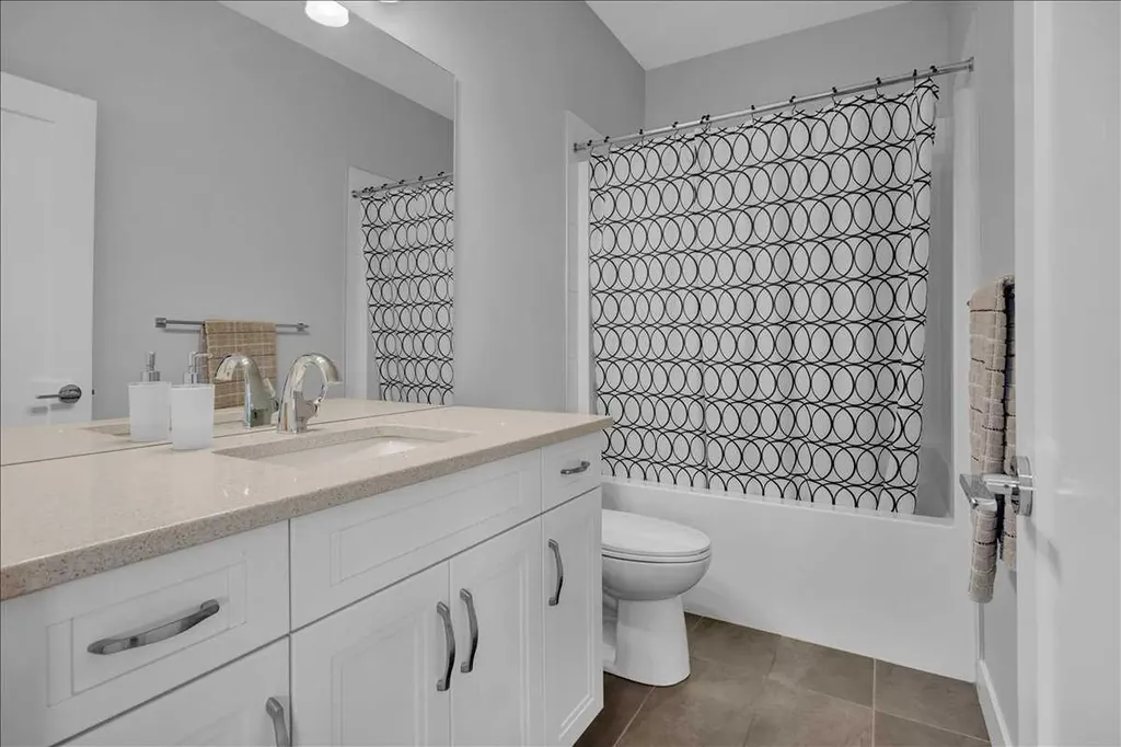 170 Riverwood Crescent SW Diamond Valley AB T0L 0H0