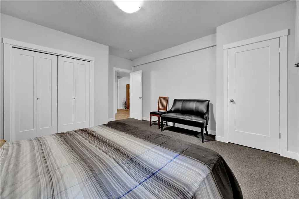 170 Riverwood Crescent SW Diamond Valley AB T0L 0H0