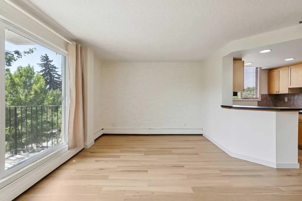 340 4 Avenue NE Calgary AB T2E0J3