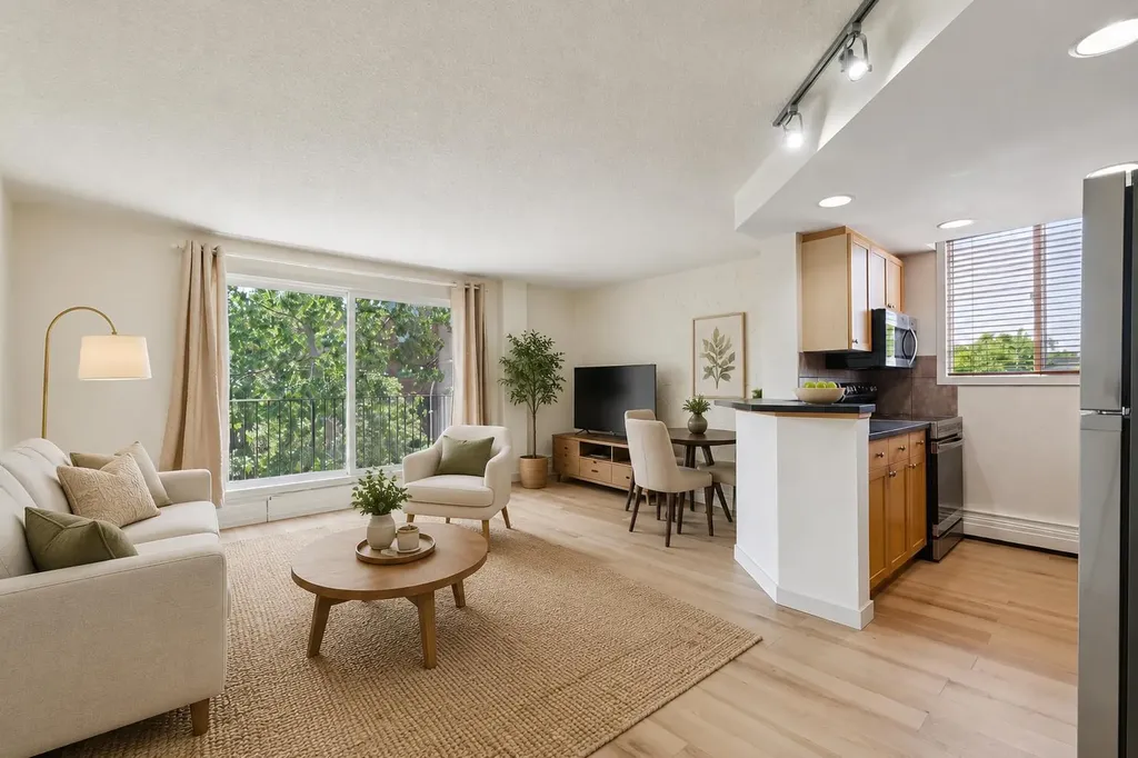340 4 Avenue NE Calgary AB T2E0J3