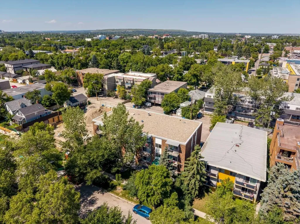 340 4 Avenue NE Calgary AB T2E0J3