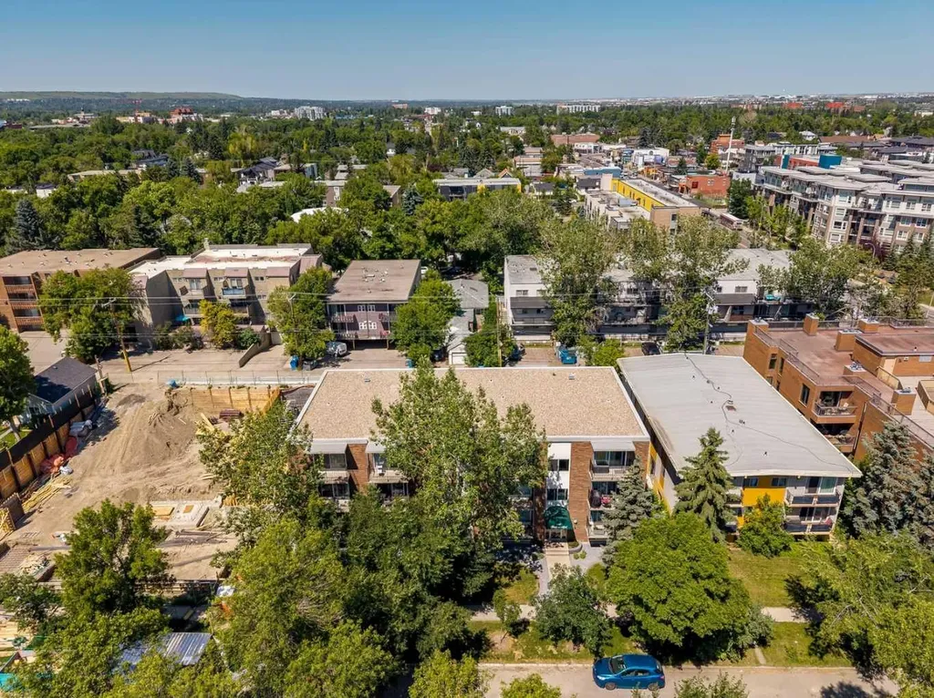 340 4 Avenue NE Calgary AB T2E0J3