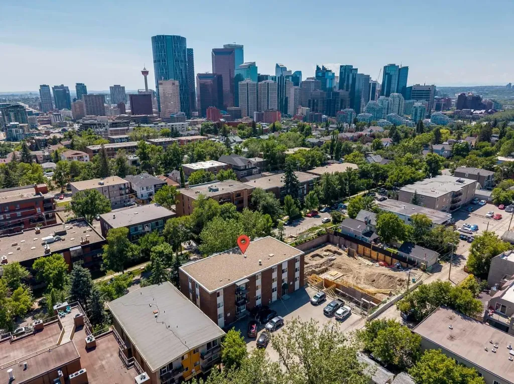 340 4 Avenue NE Calgary AB T2E0J3