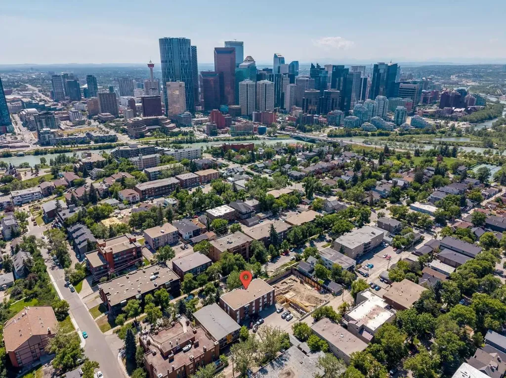 340 4 Avenue NE Calgary AB T2E0J3