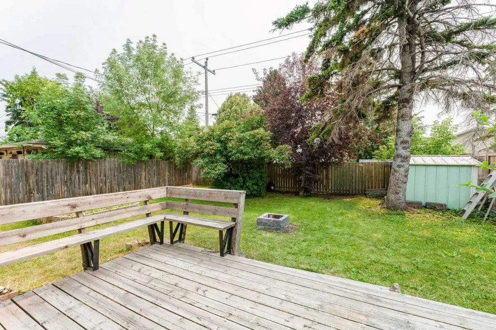 6823 4 Avenue SE Calgary AB T2A 3V3