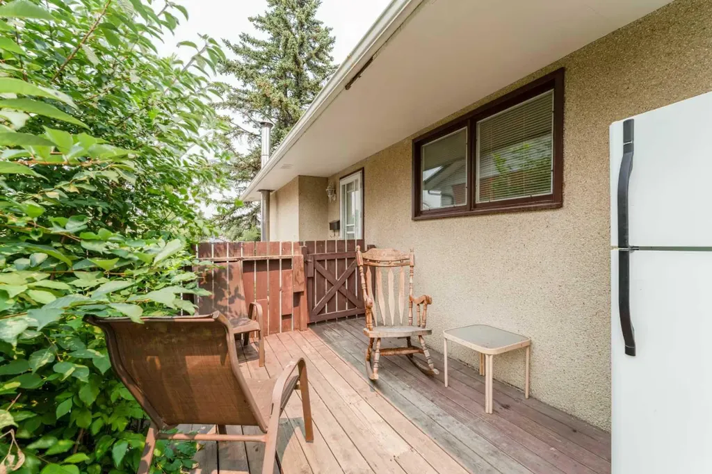 6823 4 Avenue SE Calgary AB T2A 3V3