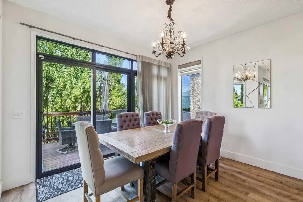 135 Tuscany Ravine Road NW Calgary AB T3L 2T3