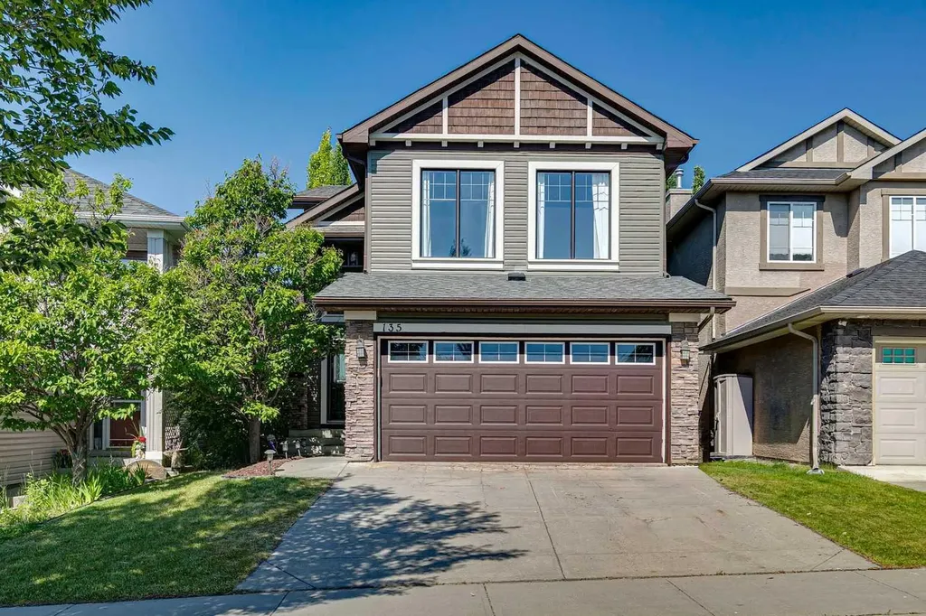 135 Tuscany Ravine Road NW Calgary AB T3L 2T3
