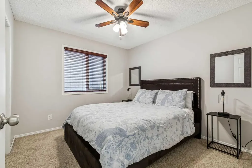 135 Tuscany Ravine Road NW Calgary AB T3L 2T3