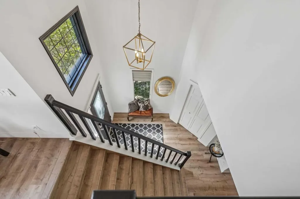 135 Tuscany Ravine Road NW Calgary AB T3L 2T3
