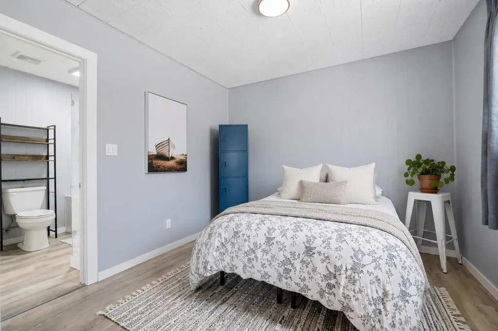302 Frontenac Avenue NW Diamond Valley AB T0L 2A0
