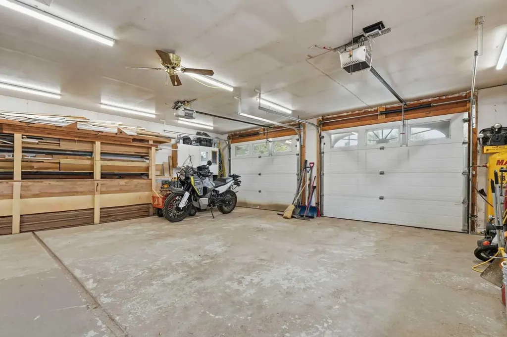 302 Frontenac Avenue NW Diamond Valley AB T0L 2A0