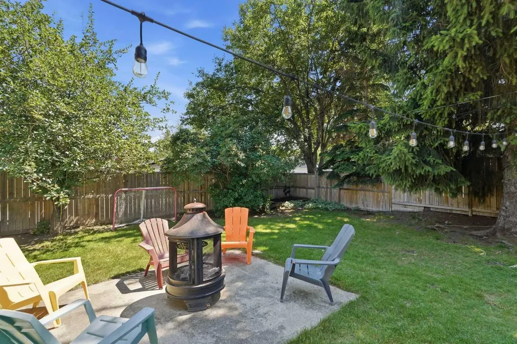 96 Waterloo Drive SW Calgary AB T3C 3G3