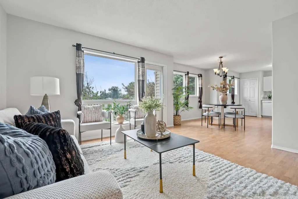 6591 Pinecliff Grove NE Calgary AB T1Y 7K8