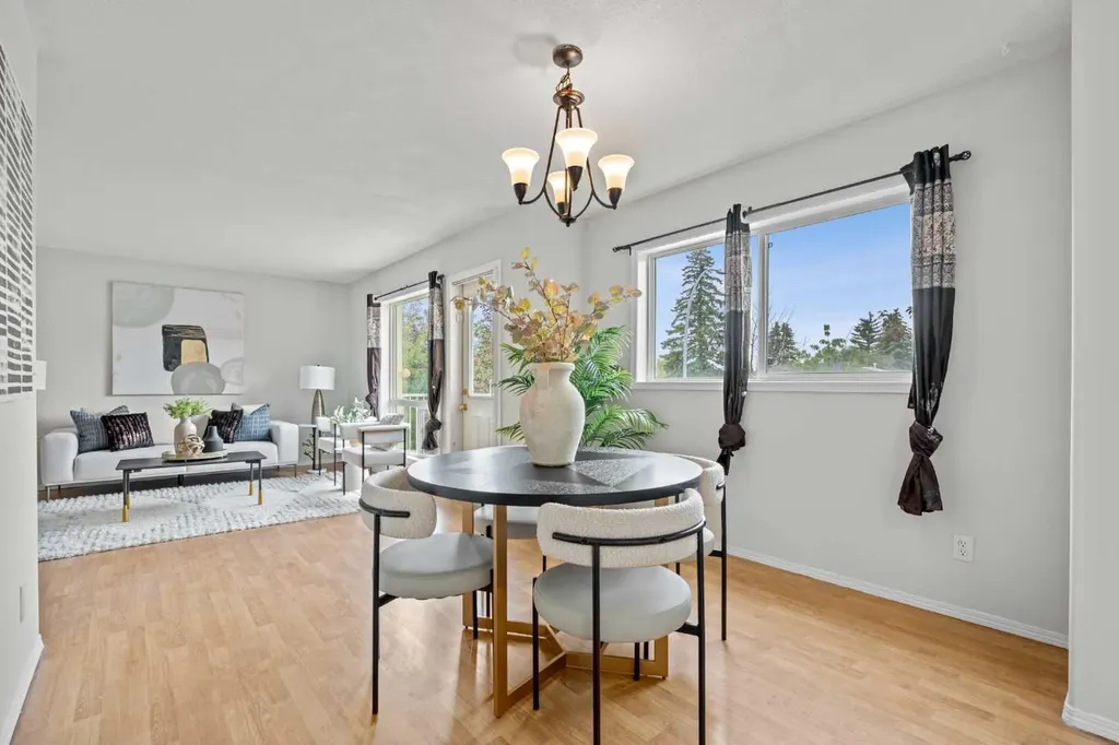 6591 Pinecliff Grove NE Calgary AB T1Y 7K8