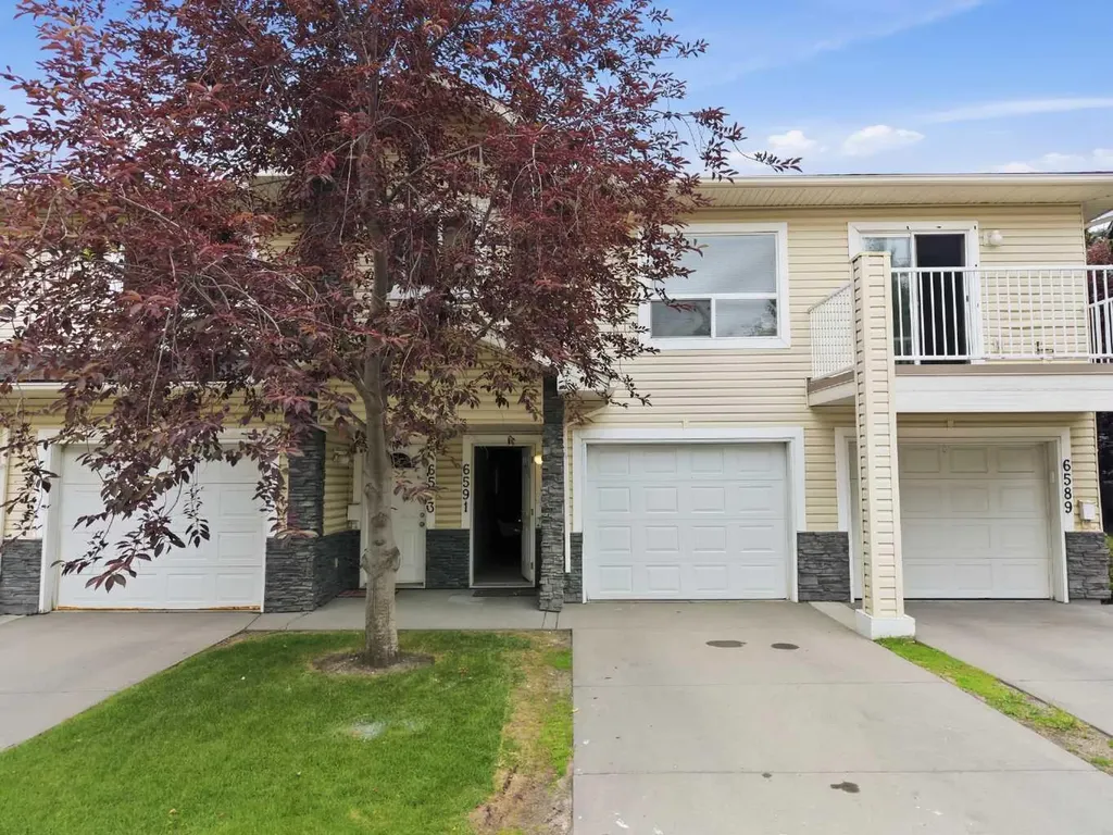 6591 Pinecliff Grove NE Calgary AB T1Y 7K8