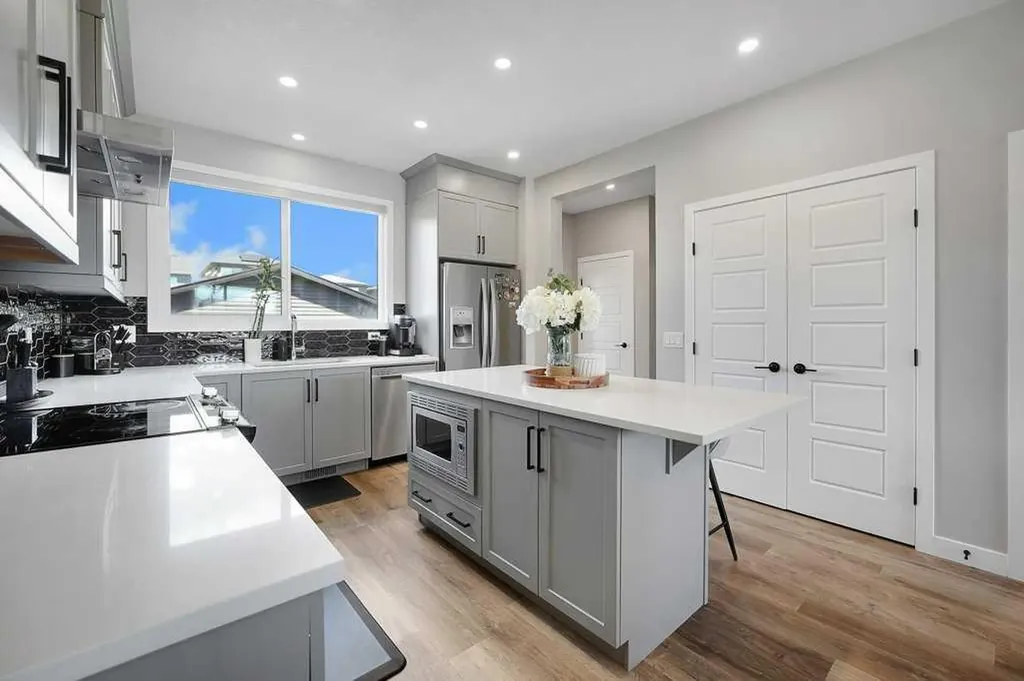244 Belmont Boulevard SW Calgary AB T2X4W6