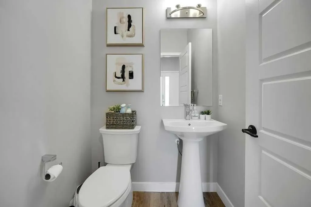 244 Belmont Boulevard SW Calgary AB T2X4W6