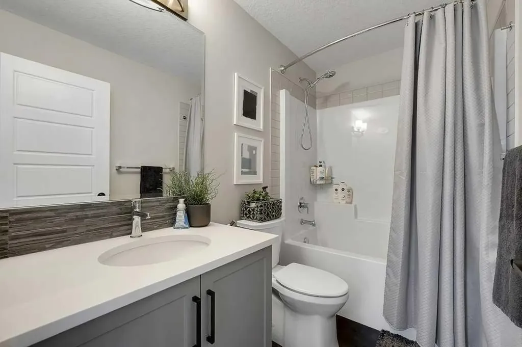 244 Belmont Boulevard SW Calgary AB T2X4W6