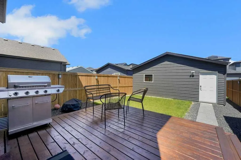 244 Belmont Boulevard SW Calgary AB T2X4W6