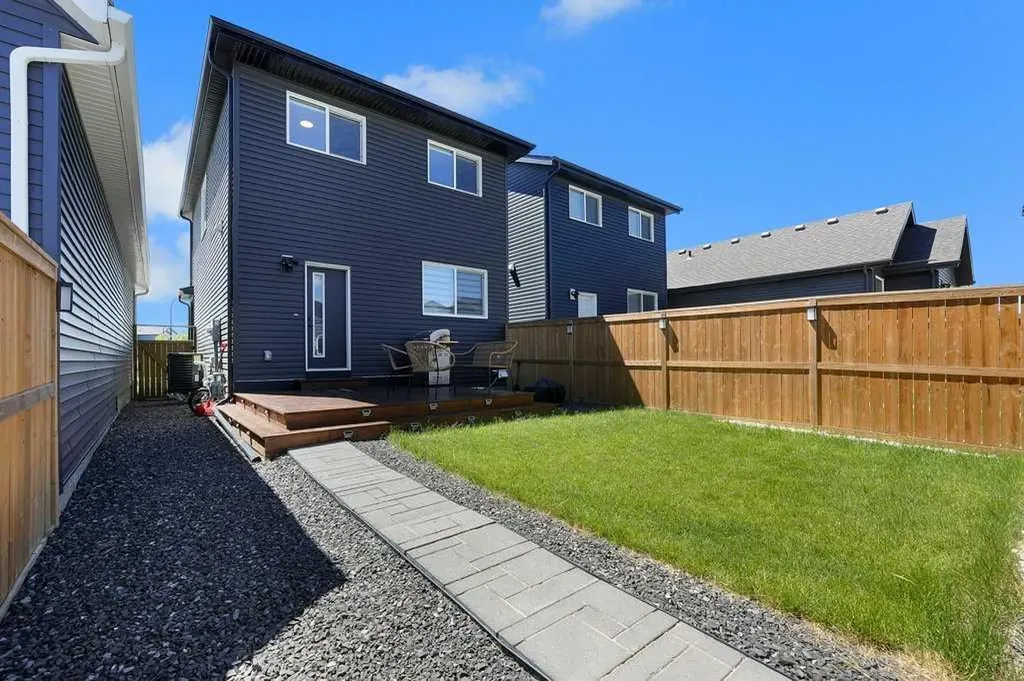 244 Belmont Boulevard SW Calgary AB T2X4W6