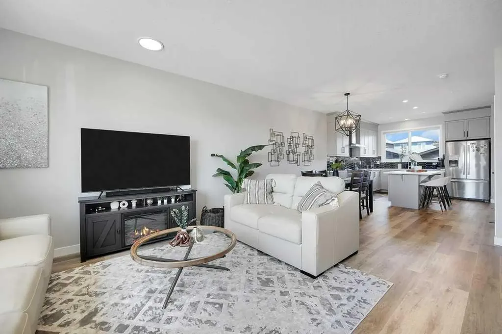 244 Belmont Boulevard SW Calgary AB T2X4W6