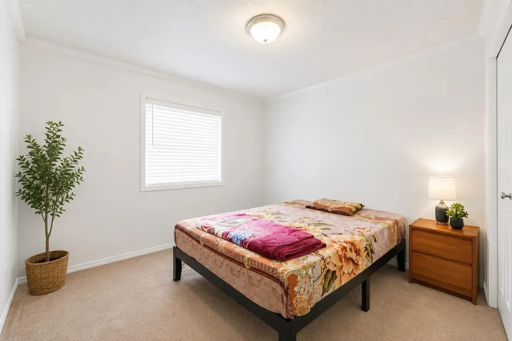140 Tarawood Grove NE Calgary AB T3J5A7