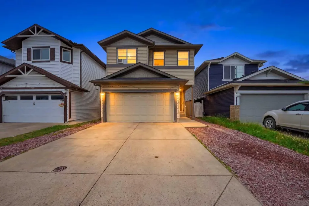 140 Tarawood Grove NE Calgary AB T3J5A7