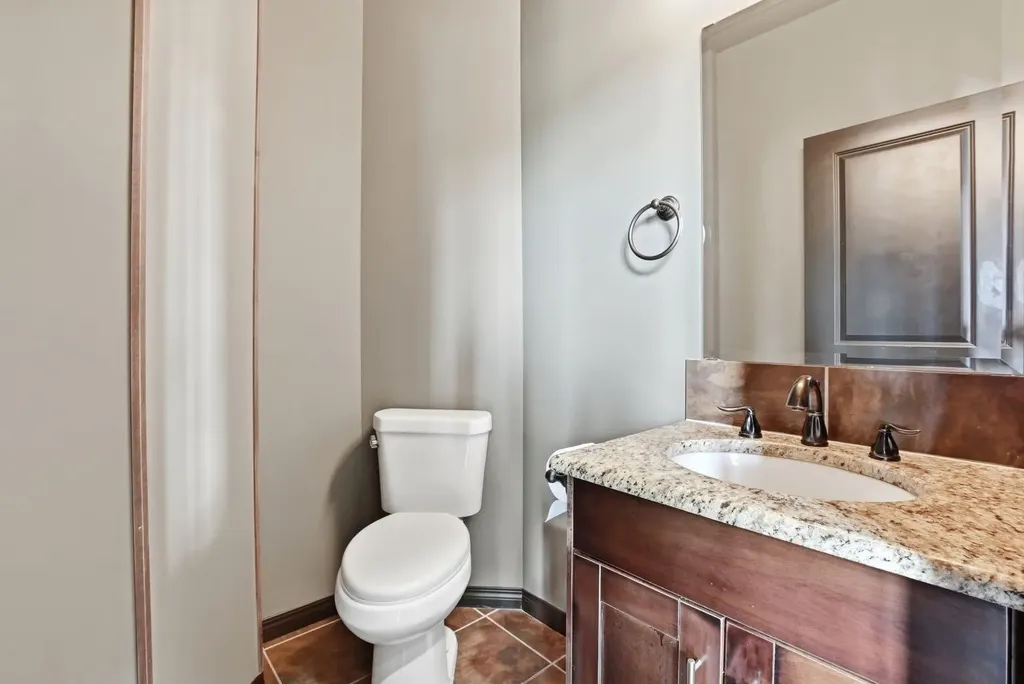 74 Oaklands Crescent Red Deer AB T4P0C4