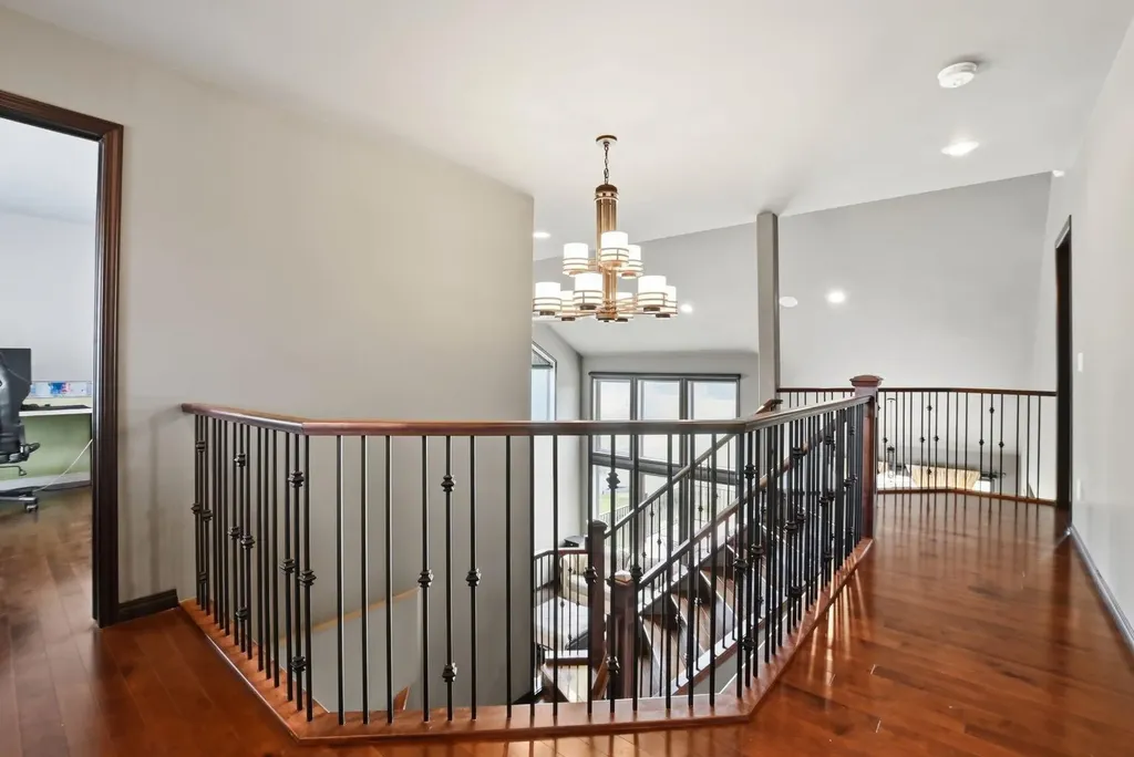 74 Oaklands Crescent Red Deer AB T4P0C4