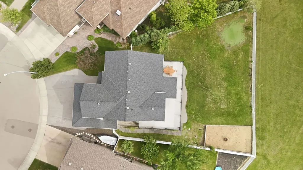 74 Oaklands Crescent Red Deer AB T4P0C4