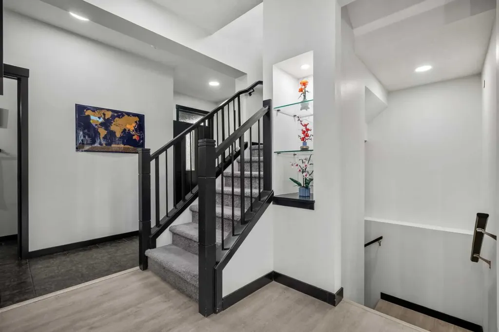 119 Howse Hill NE Calgary AB T3P1P3