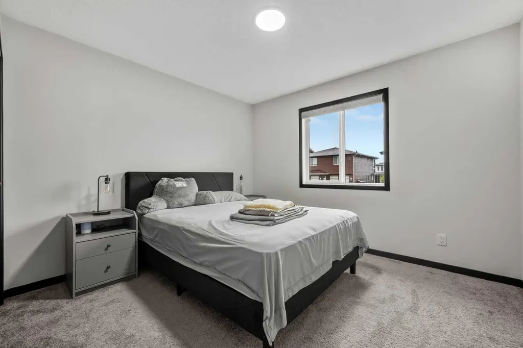 119 Howse Hill NE Calgary AB T3P1P3