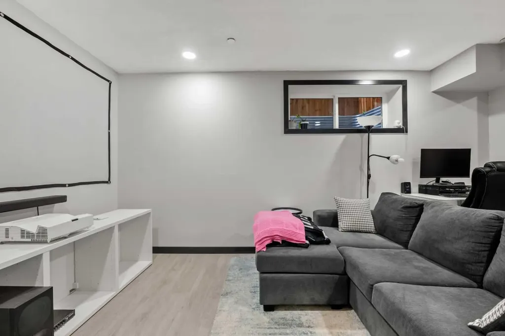 119 Howse Hill NE Calgary AB T3P1P3
