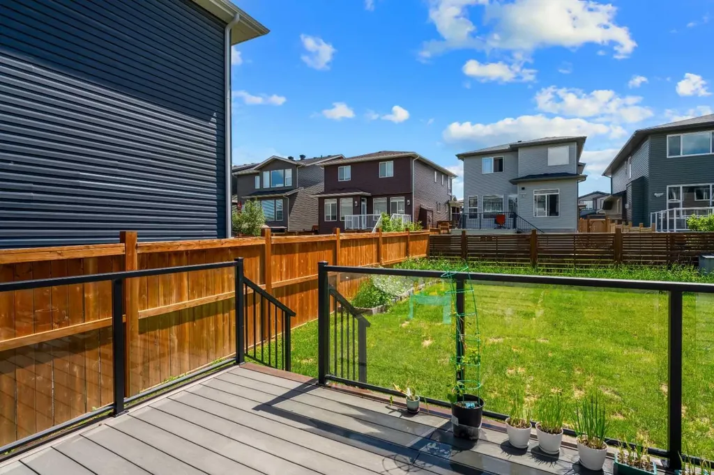 119 Howse Hill NE Calgary AB T3P1P3