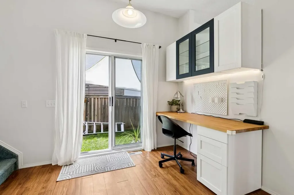 98 River Rock Way SE Calgary AB T2C 4H1