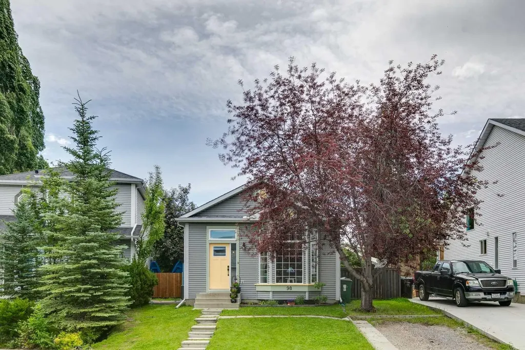 98 River Rock Way SE Calgary AB T2C 4H1