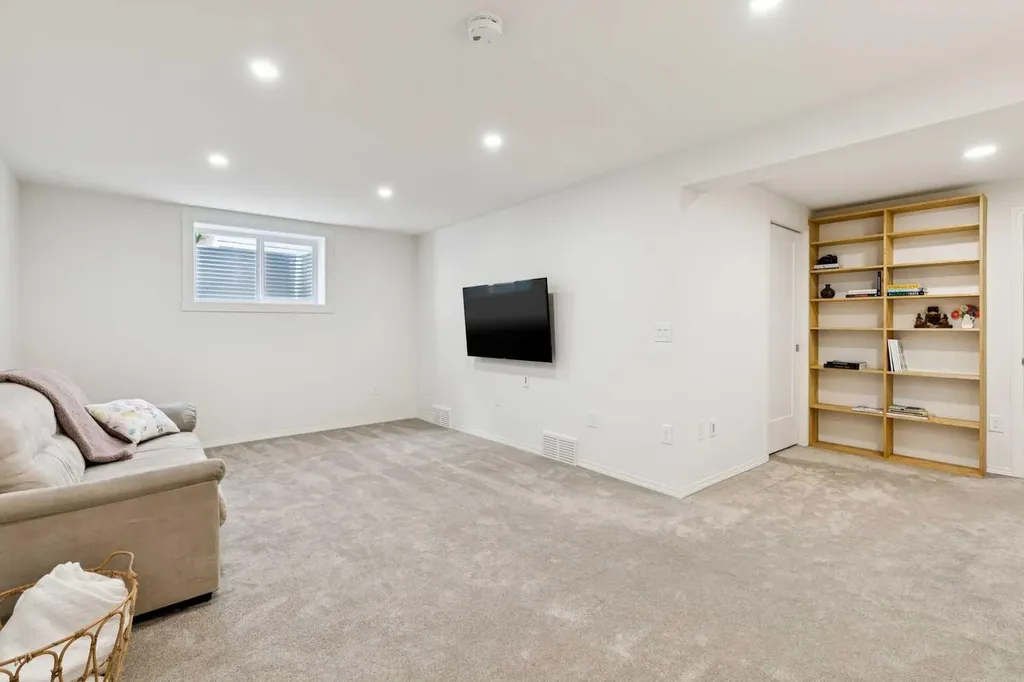 98 River Rock Way SE Calgary AB T2C 4H1