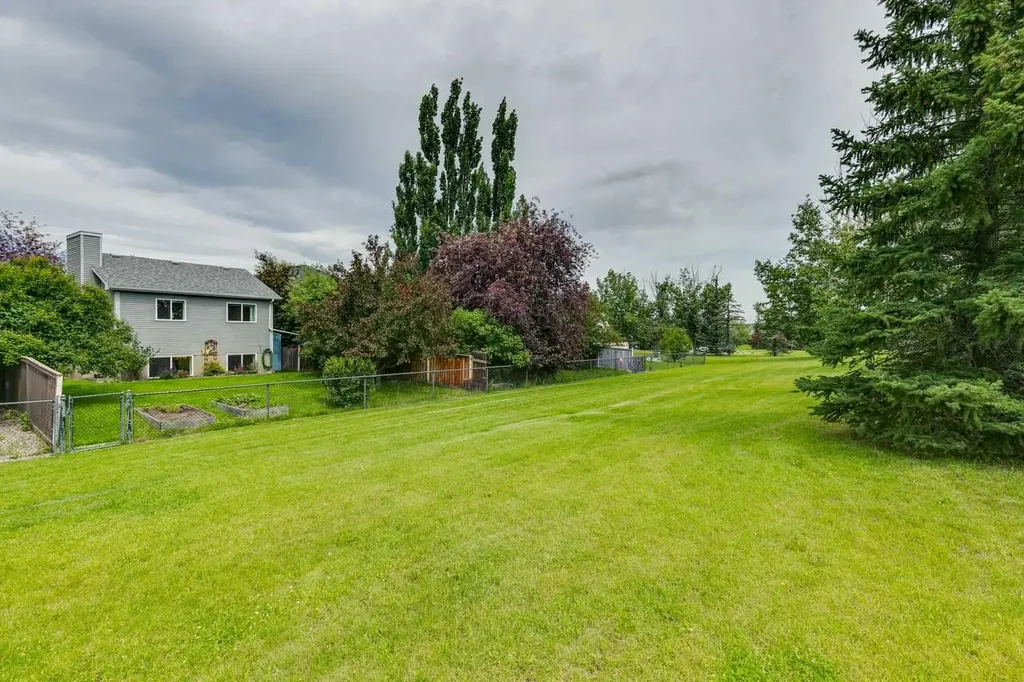 98 River Rock Way SE Calgary AB T2C 4H1