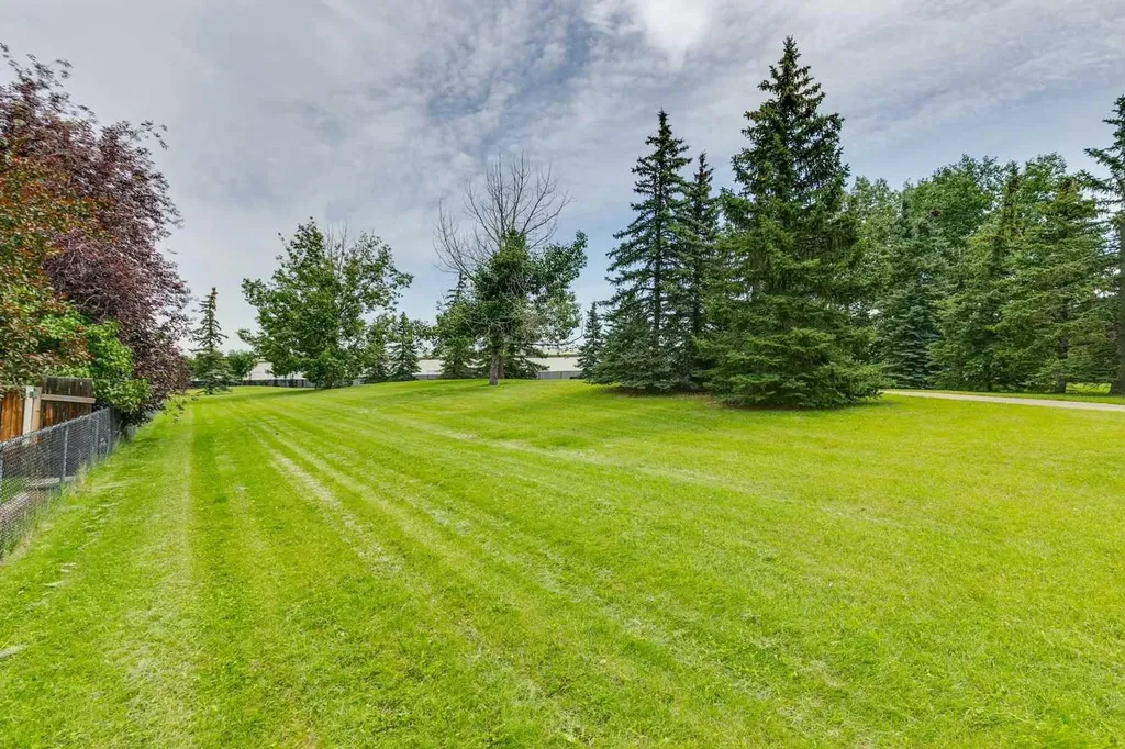 98 River Rock Way SE Calgary AB T2C 4H1