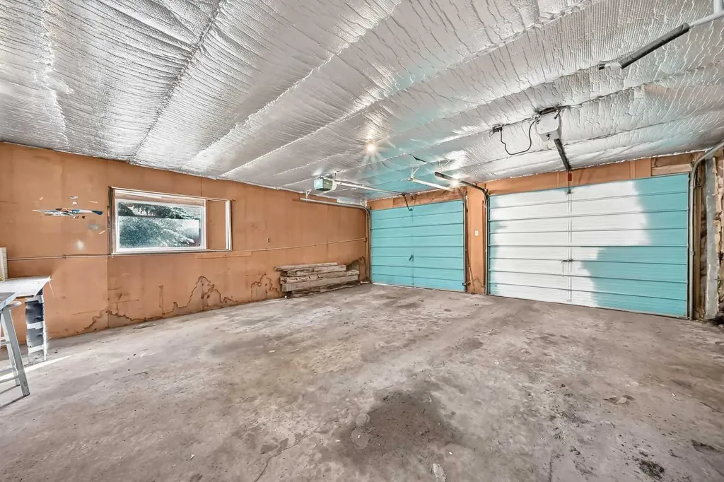 4628 Verona Drive NW Calgary AB T3A 0P4
