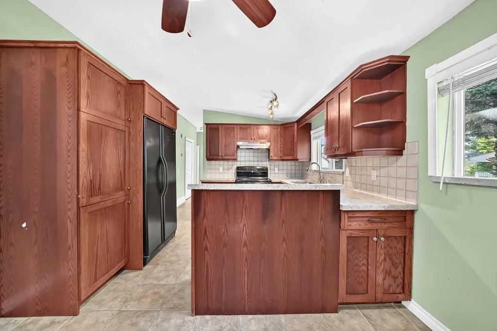 4628 Verona Drive NW Calgary AB T3A 0P4