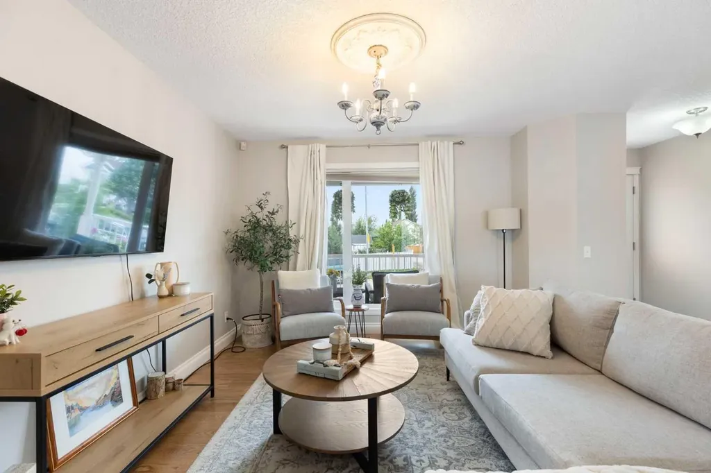 130 Tuscany Valley Drive NW Calgary AB T3L 2C1