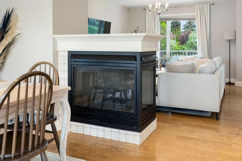130 Tuscany Valley Drive NW Calgary AB T3L 2C1