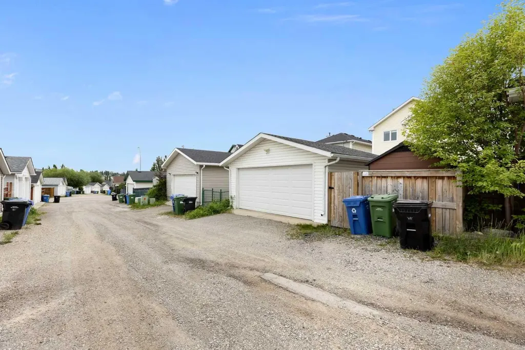 130 Tuscany Valley Drive NW Calgary AB T3L 2C1